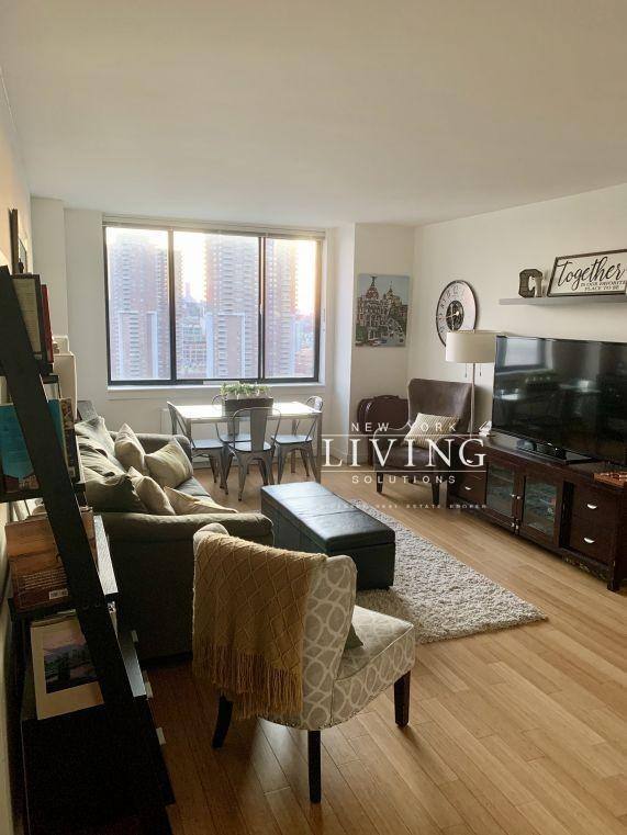 Apartment for rent at 450 N End Ave #24C, New York, NY 10282