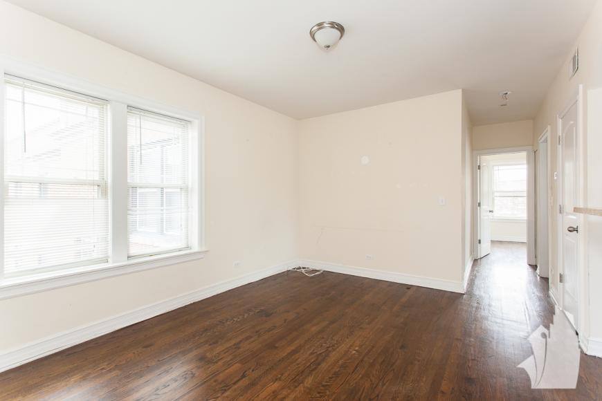 Apartment for rent at 3814 N Sheffield Ave, Chicago, IL 60613