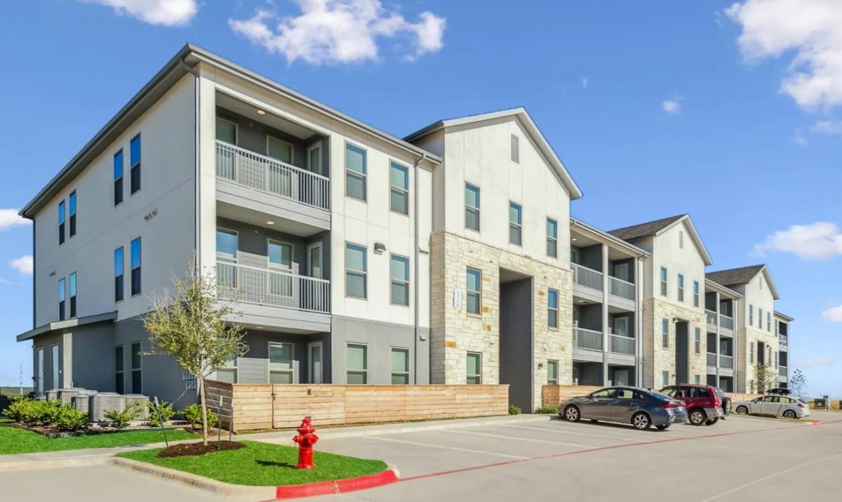 Apartment for rent at 502 Commercial Loop #3205, San Marcos, TX 78666