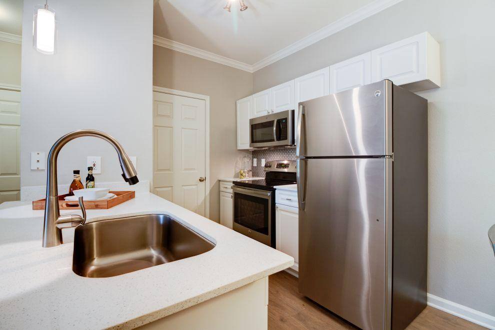 Apartment for rent at 13460 Lyndhurst St #2037, Austin, TX 78717