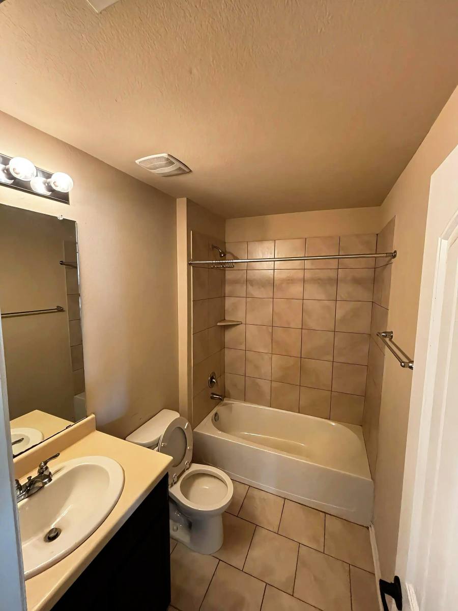 House for rent at 6915 Quantum Loop, San Antonio, TX 78252