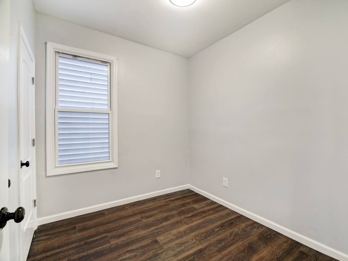 Apartment for rent at 209 N 4th St #1st, Paterson, NJ 07522