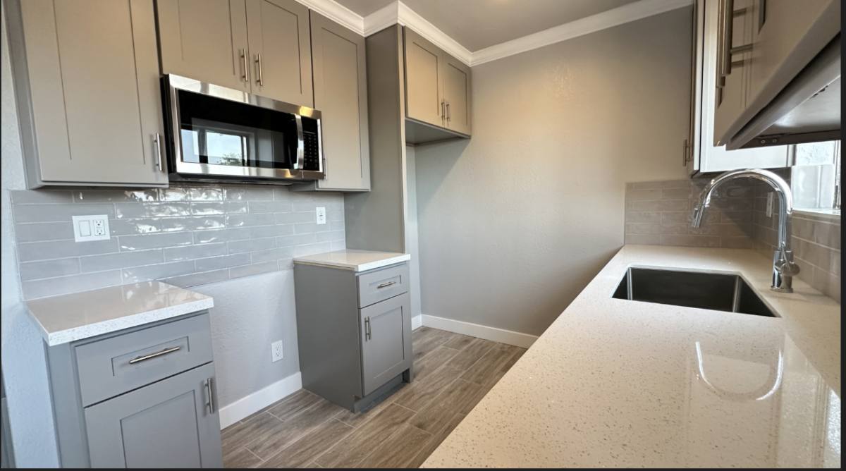 Apartment for rent at 5908 Estrella Ave #EST-3, Los Angeles, CA 90044