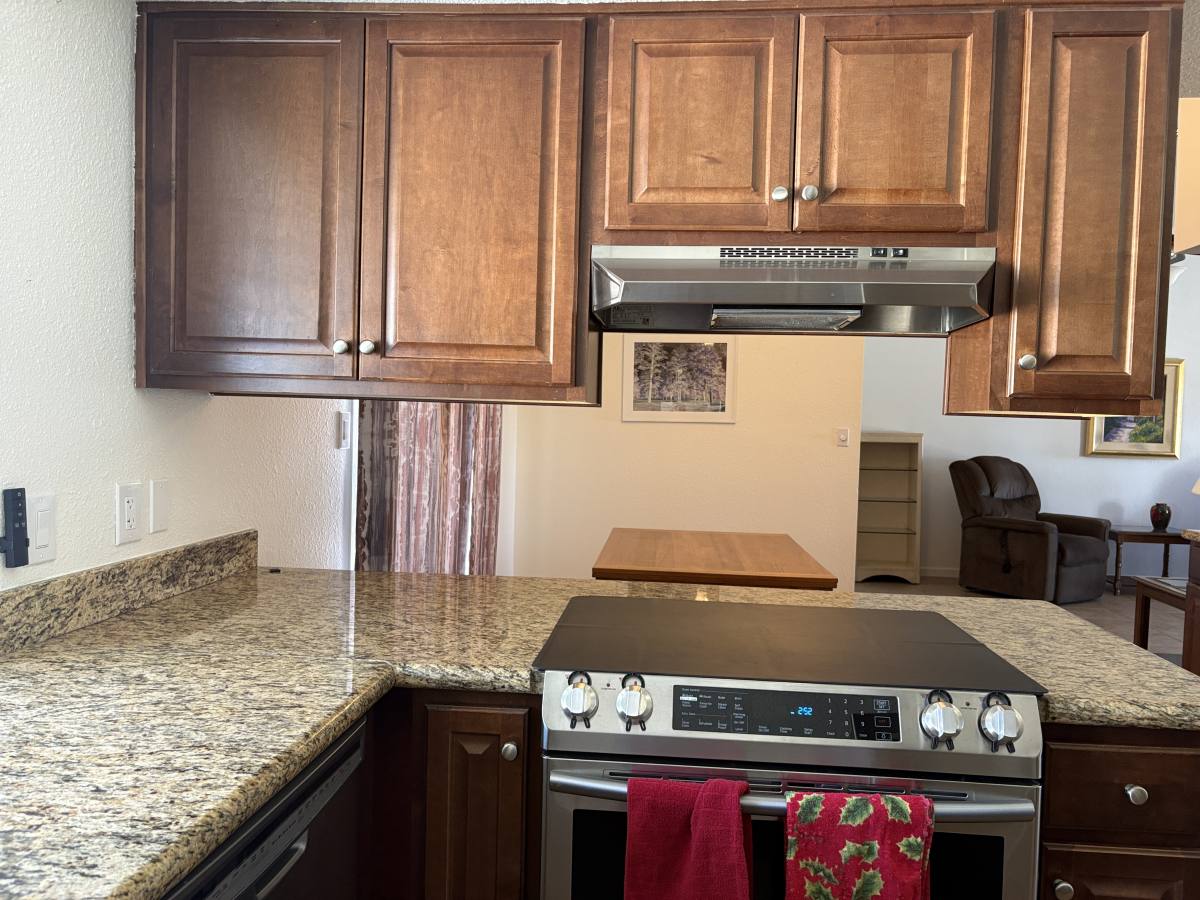 Townhouse for rent at 17810 N 45th Ave, Glendale, AZ 85308