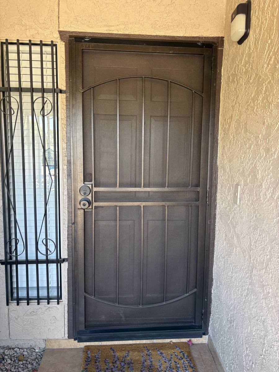 Townhouse for rent at 17810 N 45th Ave, Glendale, AZ 85308