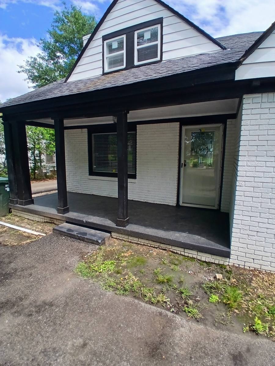 Apartment for rent at 1511 N Summit Ave #2, Tyler, TX 75702