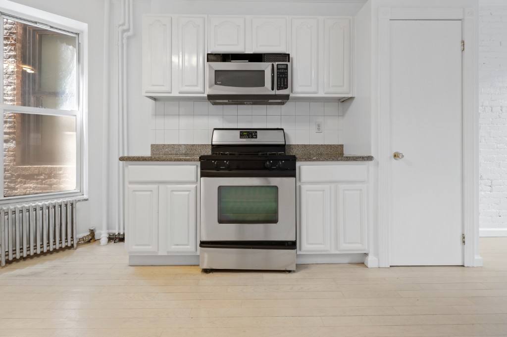 Apartment for rent at 552 Broome St #2B, New York, NY 10013