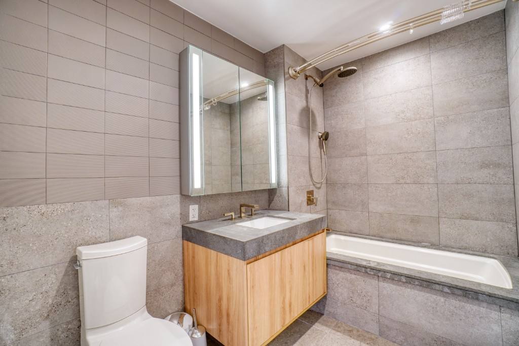 Apartment for rent at 24-16 Queens Plaza S #22B, Long Island City, NY 11101