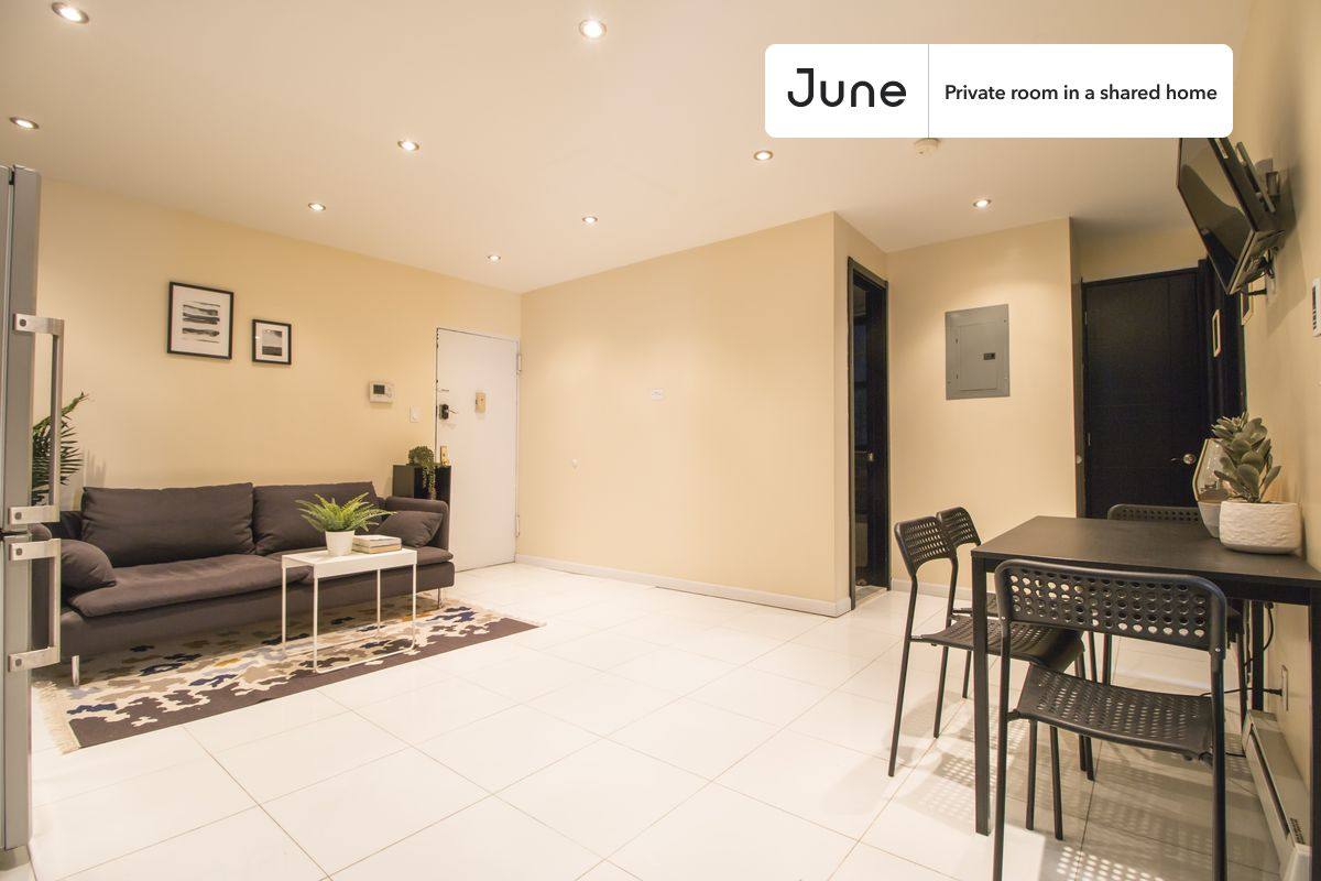 Apartment for rent at 15 W 107th St, New York, NY 10025