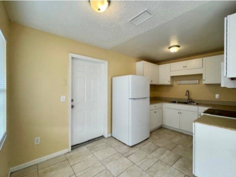 Apartment for rent at 3709 Needles Dr, Orlando, FL 32810