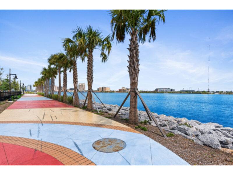 Townhouse for rent at 2054 Prudential Dr, Jacksonville, FL 32207