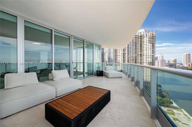 Apartment for rent at 1331 Brickell Bay Dr #1801, Miami, FL 33131