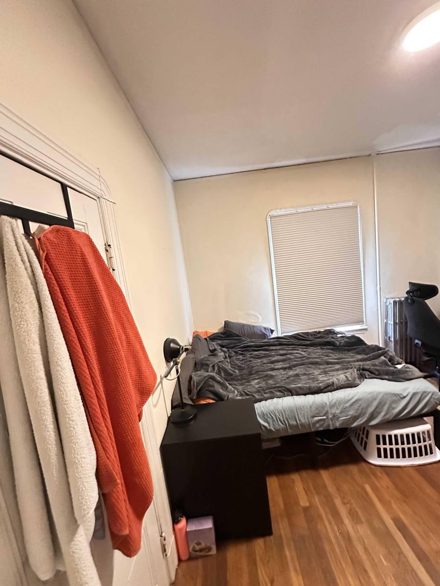Apartment for rent at 154 Walnut St #1, Somerville, MA 02145
