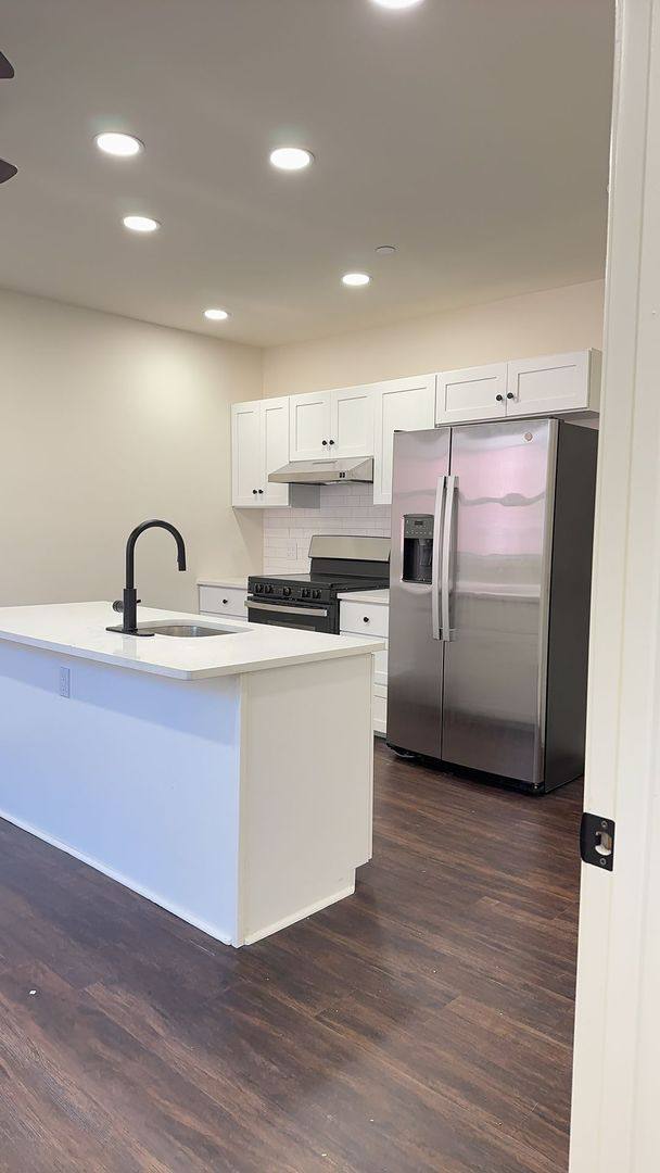 Apartment for rent at 300 Market St, Kingston, PA 18704