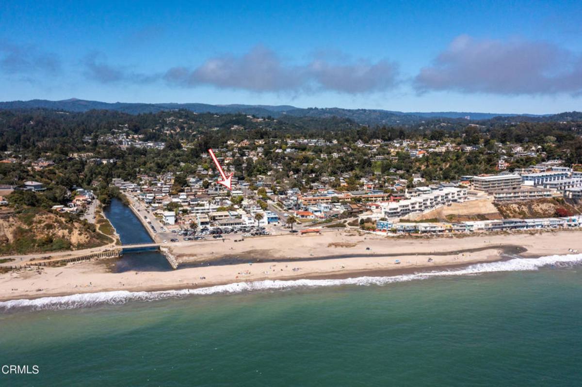 House for rent at 205 Aptos Beach Dr, Aptos, CA 95003