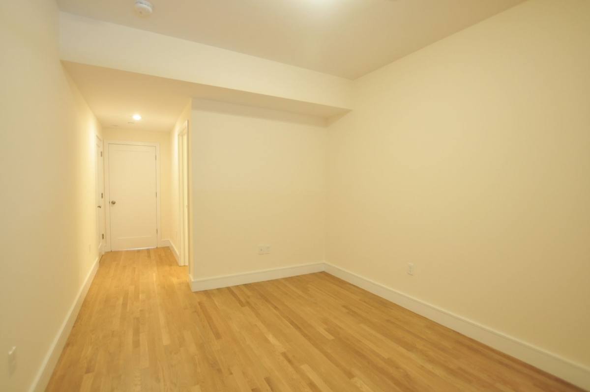 Apartment for rent at 872 Beacon St #1, Boston, MA 02215