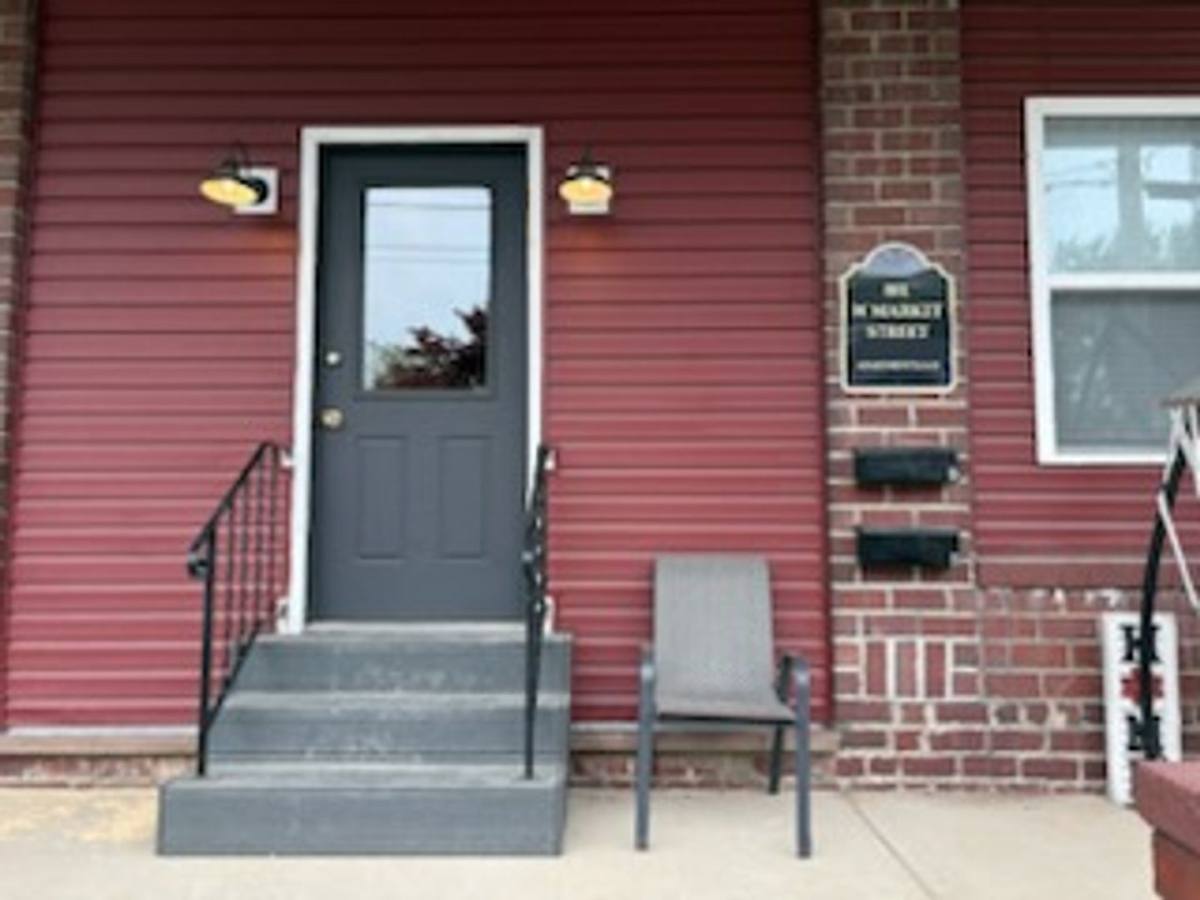 Apartment for rent at 801 W Market St, Orrville, OH 44667