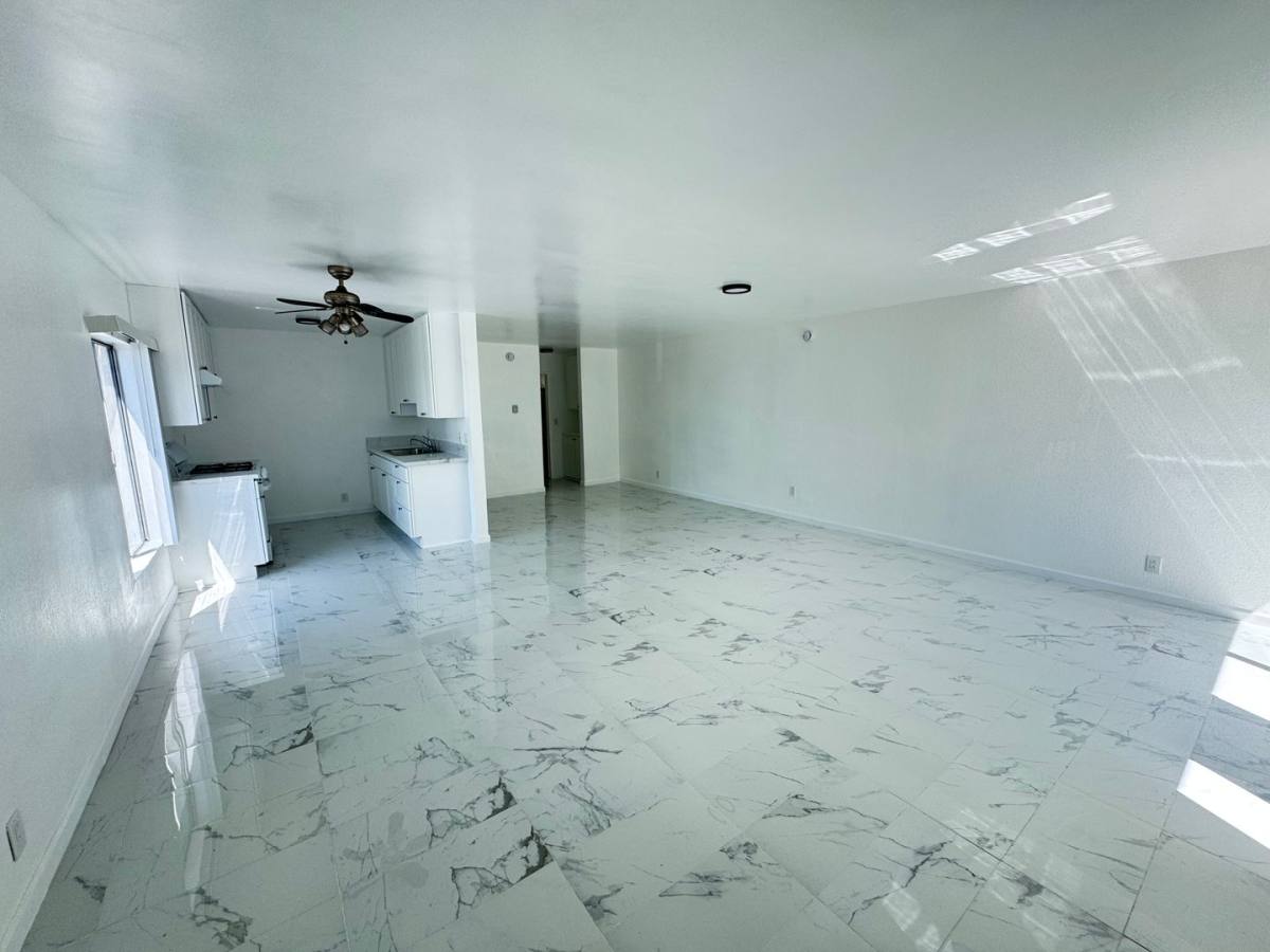Apartment for rent at 21744 Septo, Chatsworth, CA 91311