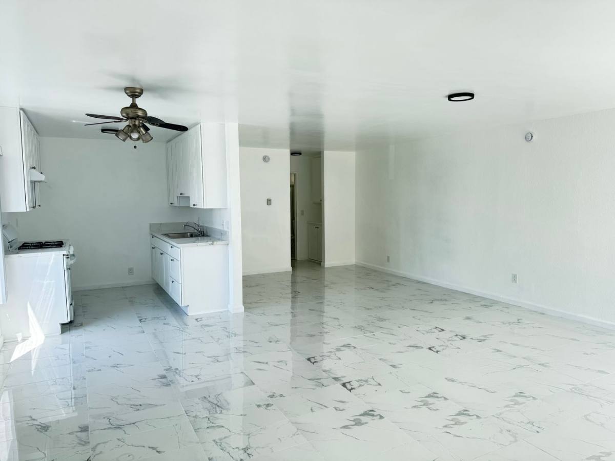 Apartment for rent at 21744 Septo, Chatsworth, CA 91311