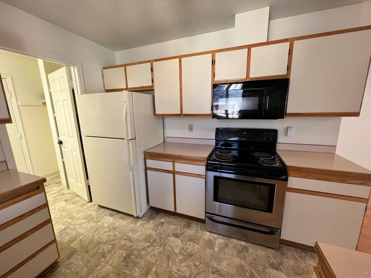 House for rent at 1355 NW Davenport Ave, Bend, OR 97703