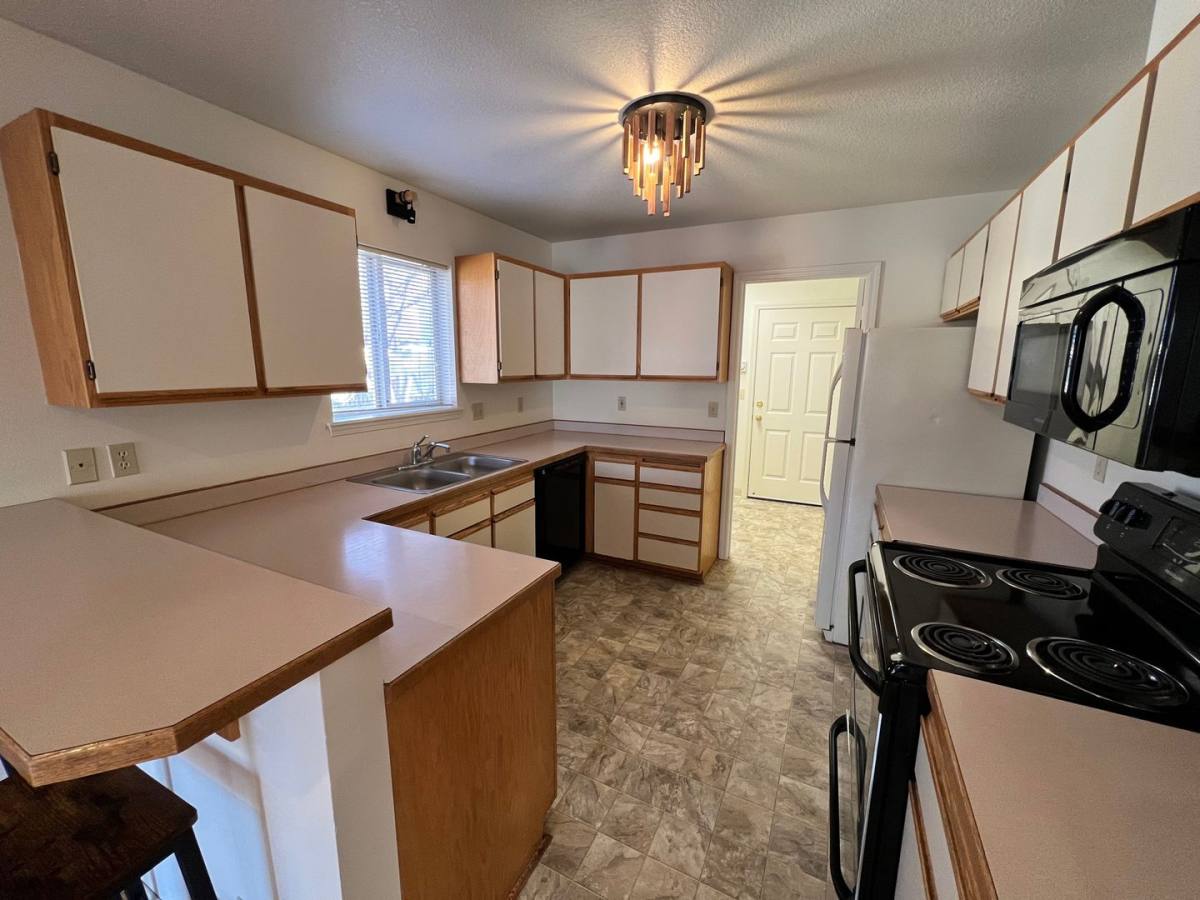 House for rent at 1355 NW Davenport Ave, Bend, OR 97703