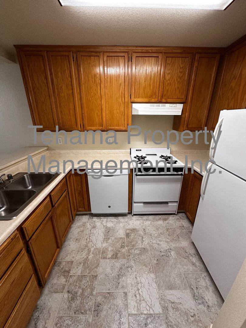Apartment for rent at 1070 Lakeside Dr, Red Bluff, CA 96080