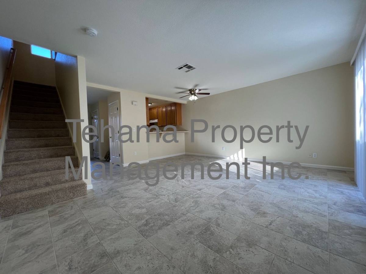 Apartment for rent at 1070 Lakeside Dr, Red Bluff, CA 96080