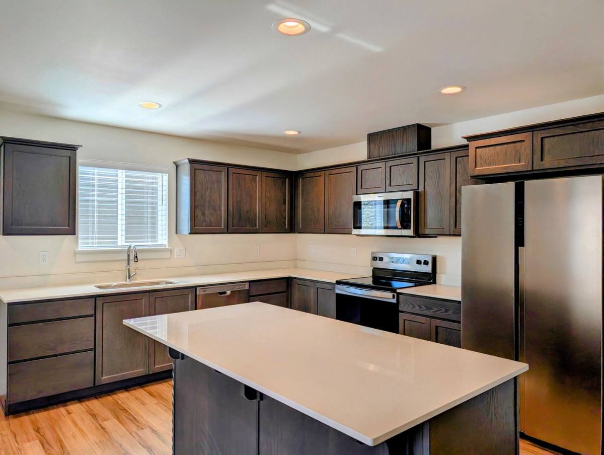 House for rent at 319 S Nevada Ave, East Wenatchee, WA 98802