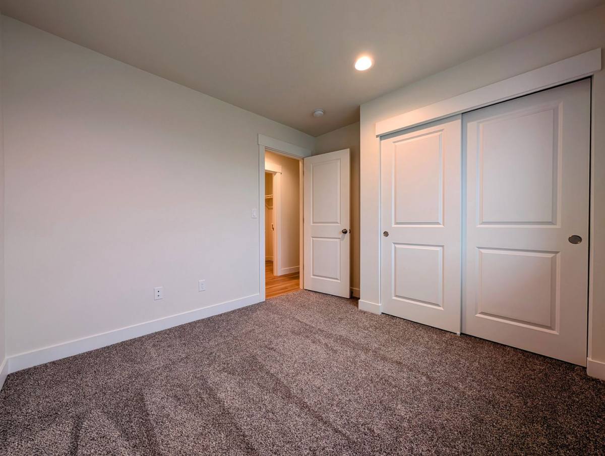 House for rent at 319 S Nevada Ave, East Wenatchee, WA 98802