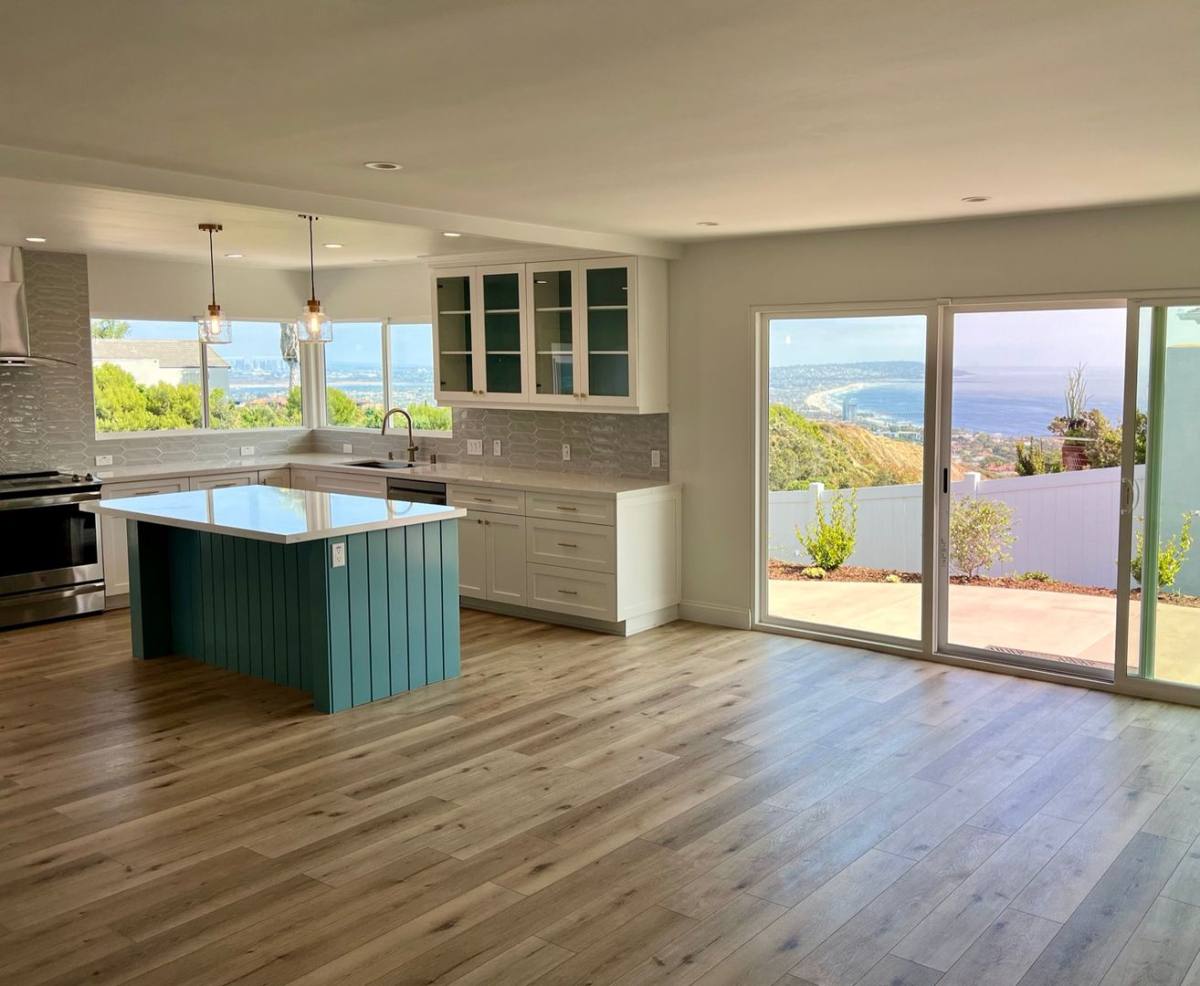 House for rent at 5831 Box Canyon Rd, La Jolla, CA 92037