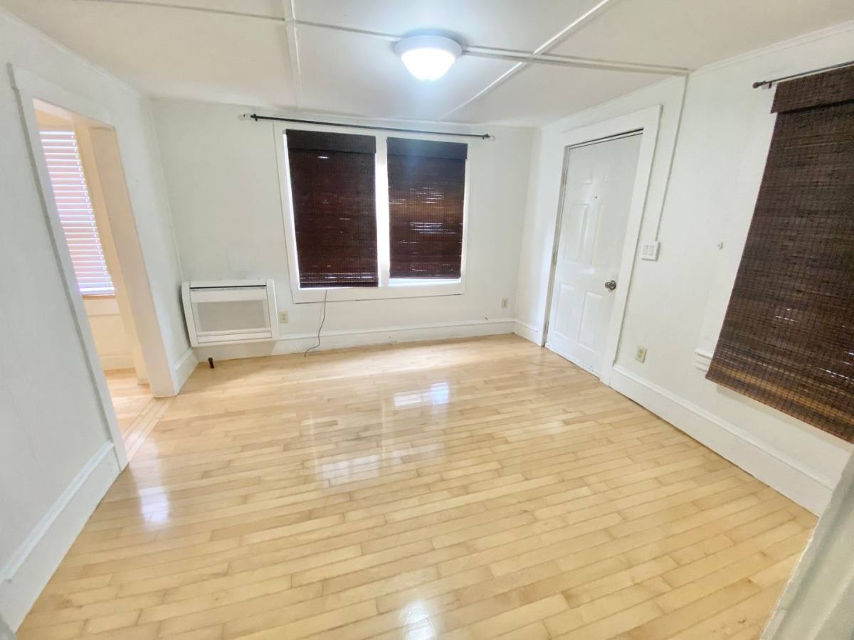 Apartment for rent at 32 Rose St, Burlington, VT 05401