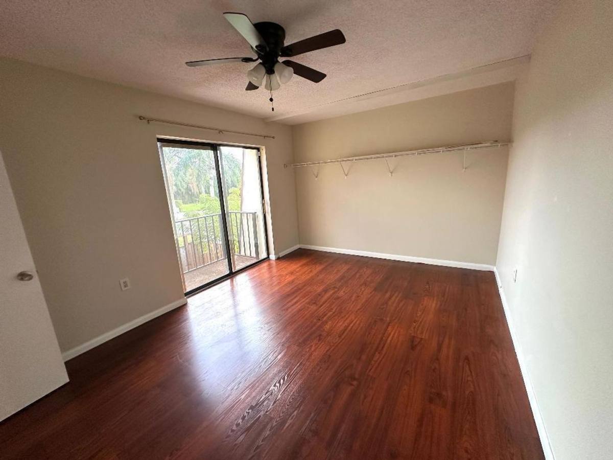 Townhouse for rent at 1006 10th Lane, Lake Worth, FL 33463