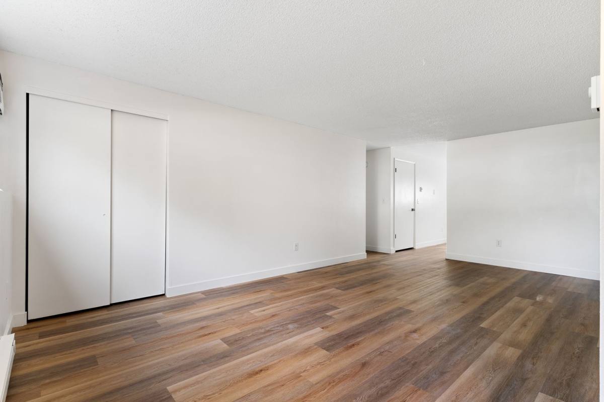 Apartment for rent at 1036 E Desmet Ave, Spokane, WA 99202