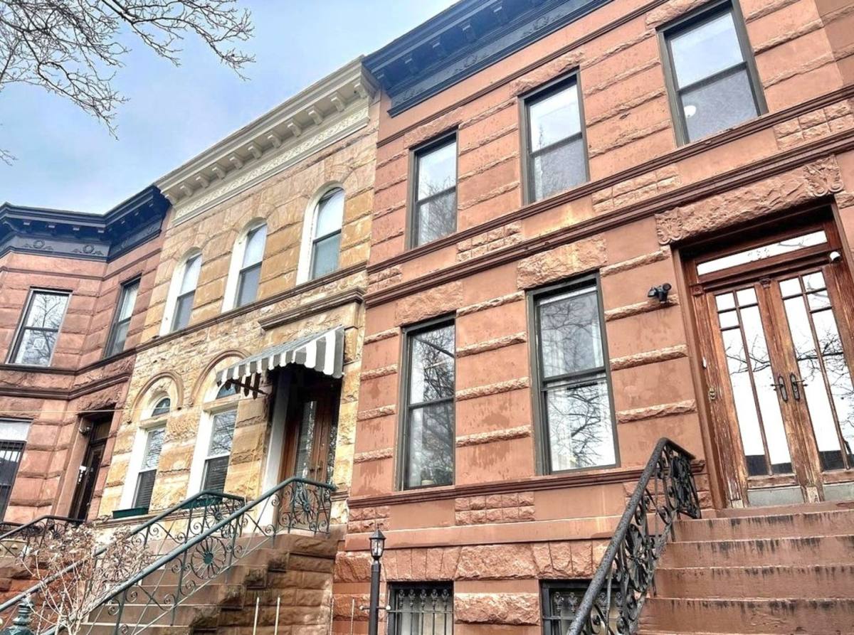 Apartment for rent at 763 Jefferson Ave, Brooklyn, NY 11221
