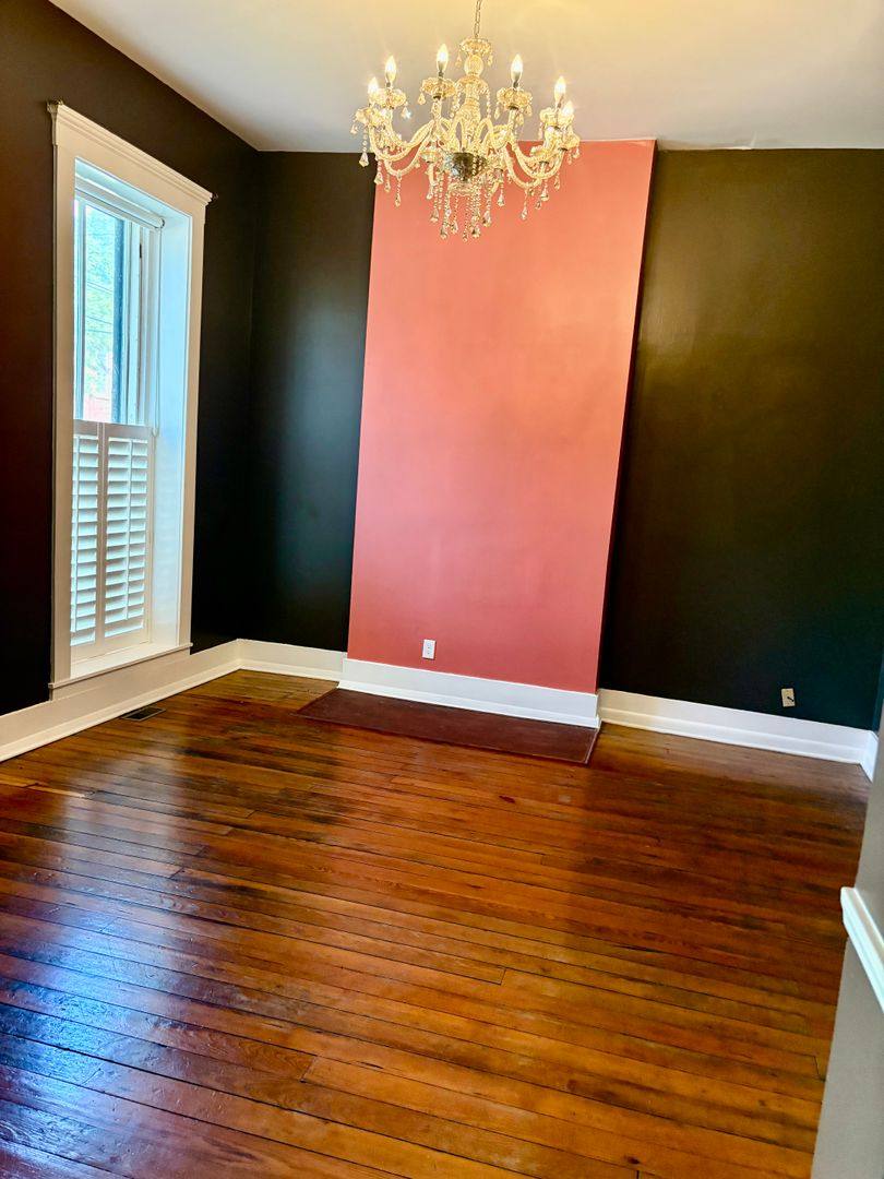 Condo for rent at 118 E Oak St, Louisville, KY 40203