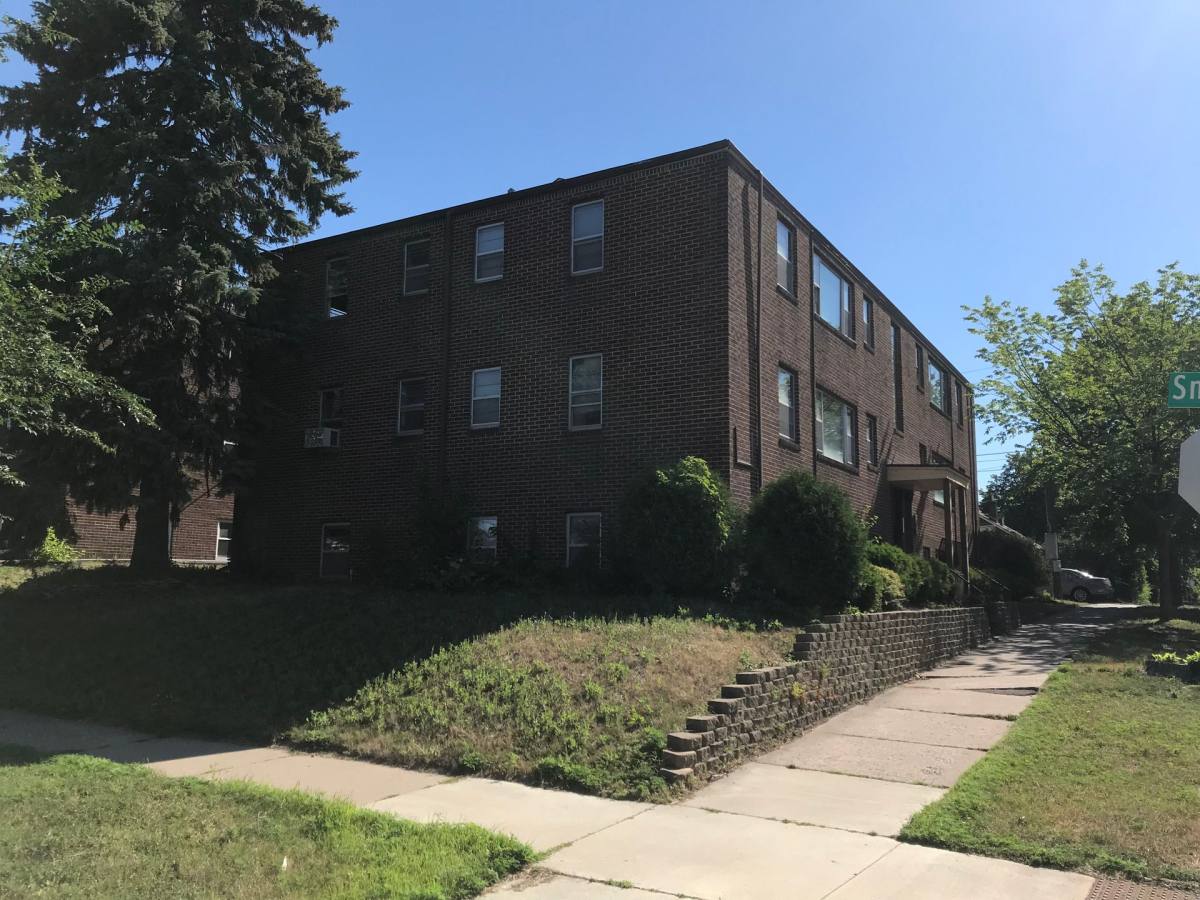 Apartment for rent at 1573 Hartford Ave, Saint Paul, MN 55116