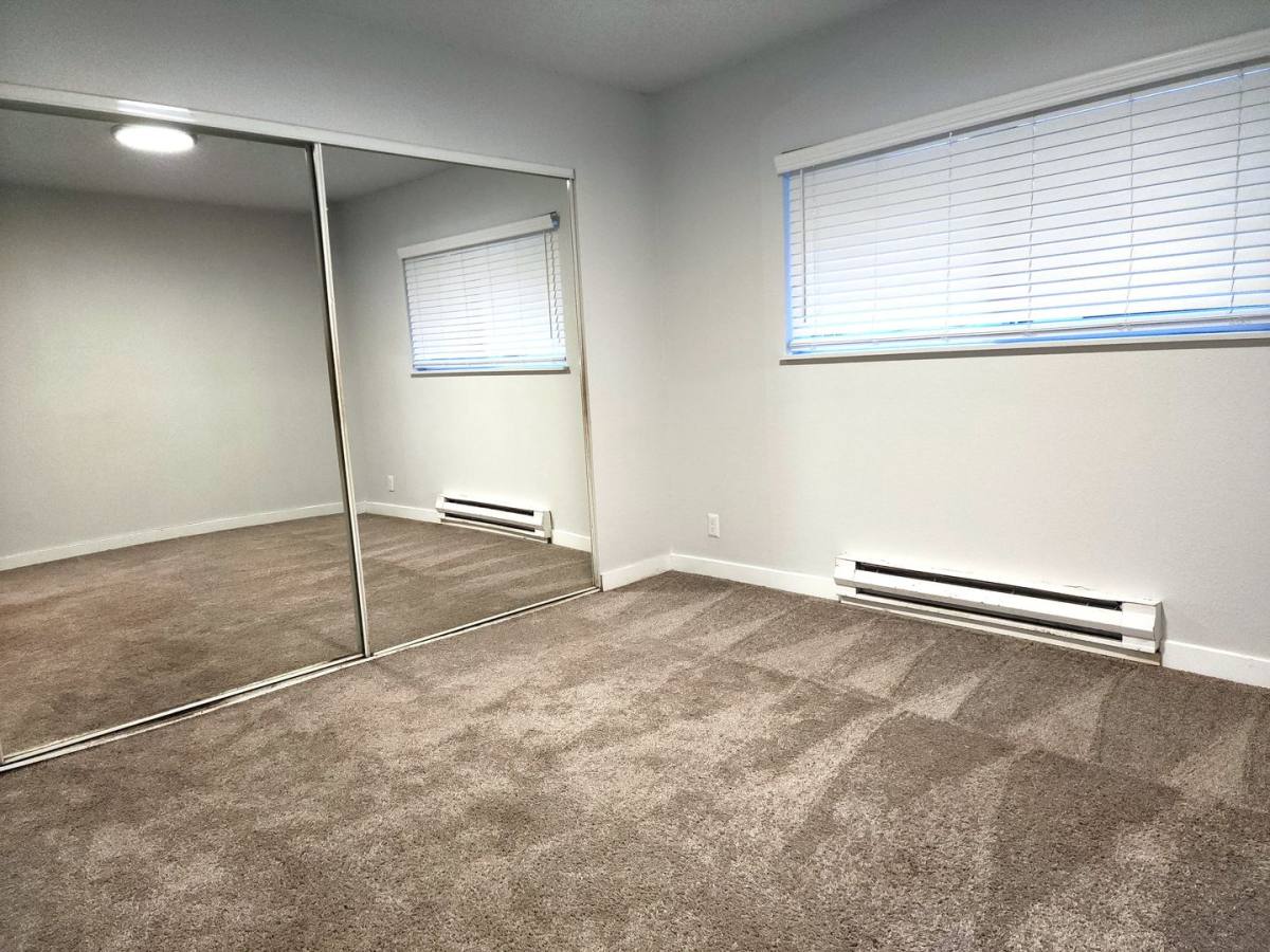 Apartment for rent at 10718-10722 SE 238th St, Kent, WA 98031