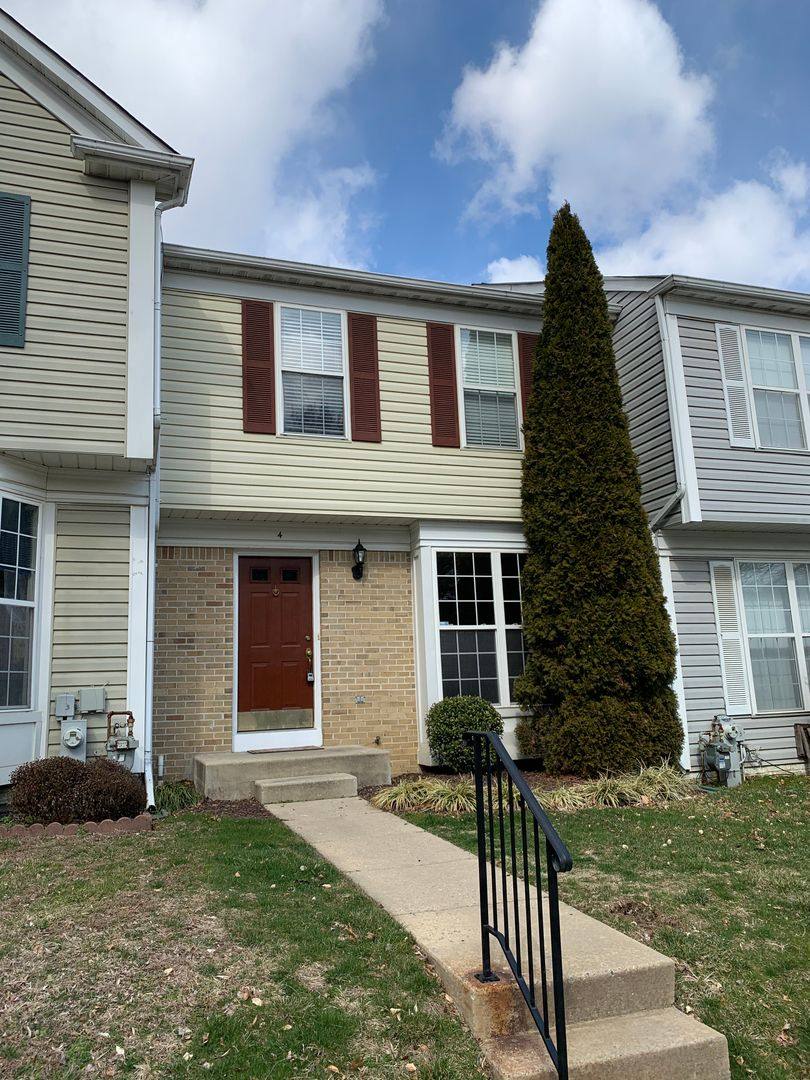 Townhouse for rent at 4 Putman Court, Reisterstown, MD 21136