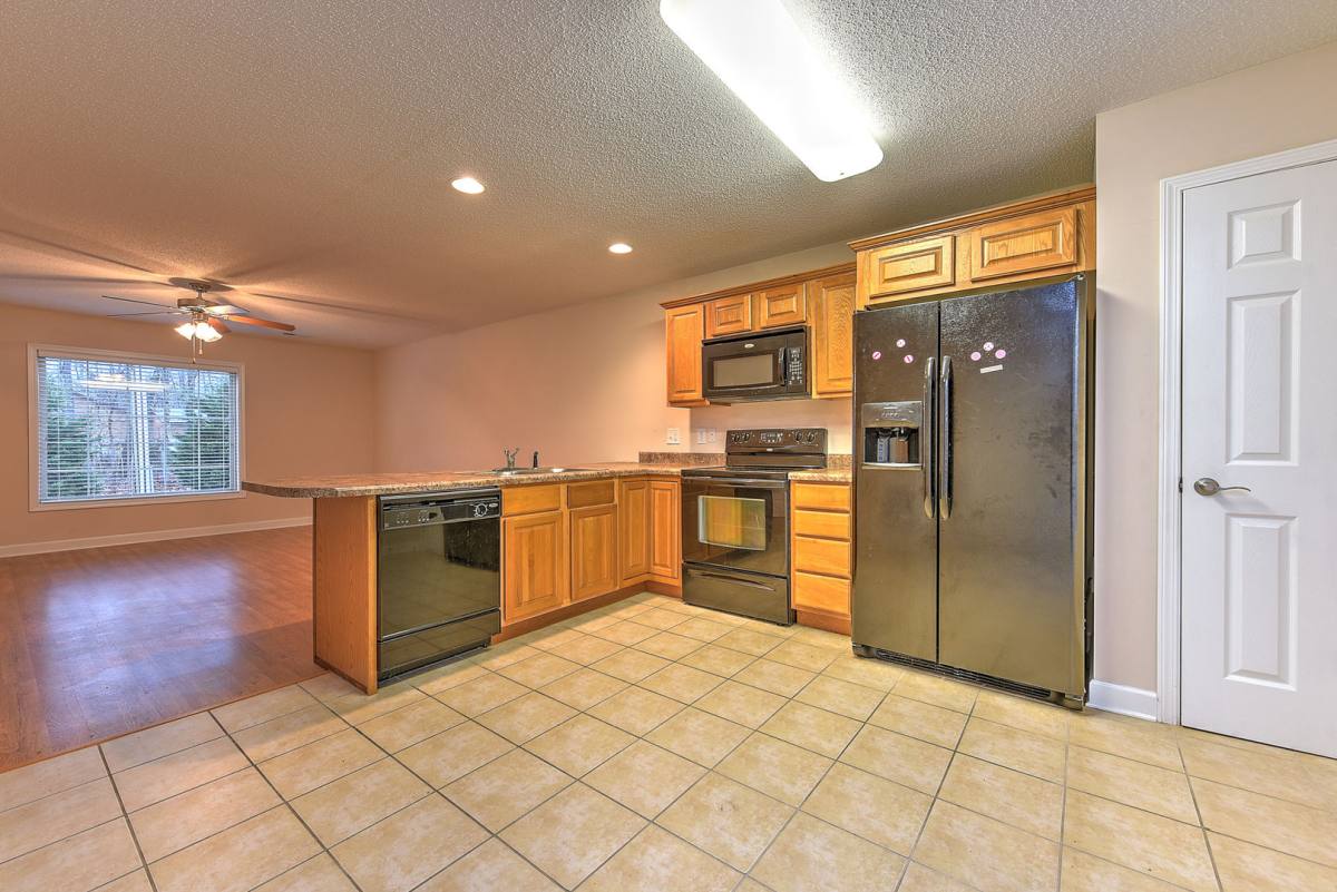 Condo for rent at 563 Boring Chapel Rd, Johnson City, TN 37615