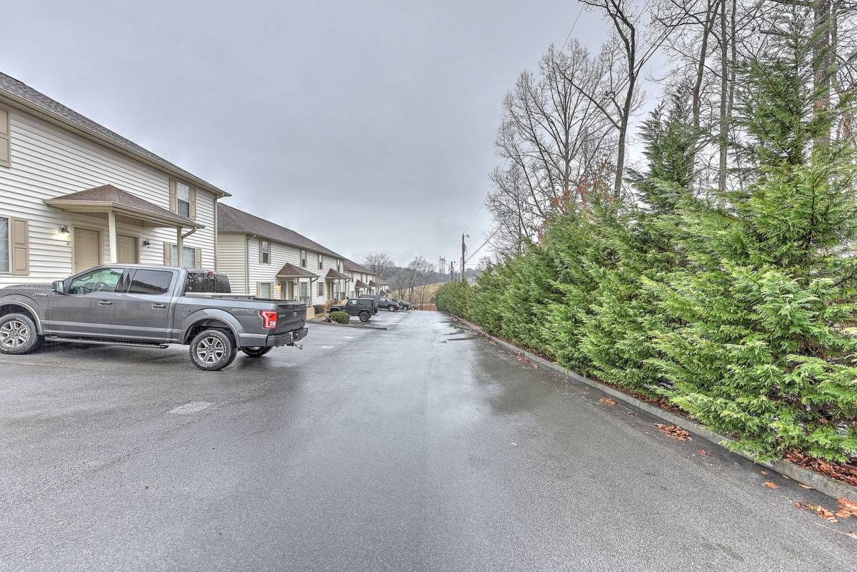 Condo for rent at 563 Boring Chapel Rd, Johnson City, TN 37615