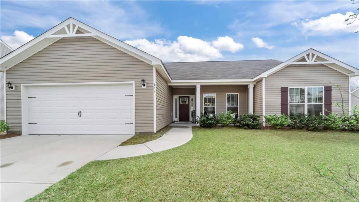 House for rent at 182 Gavin Way, Rincon, GA 31326