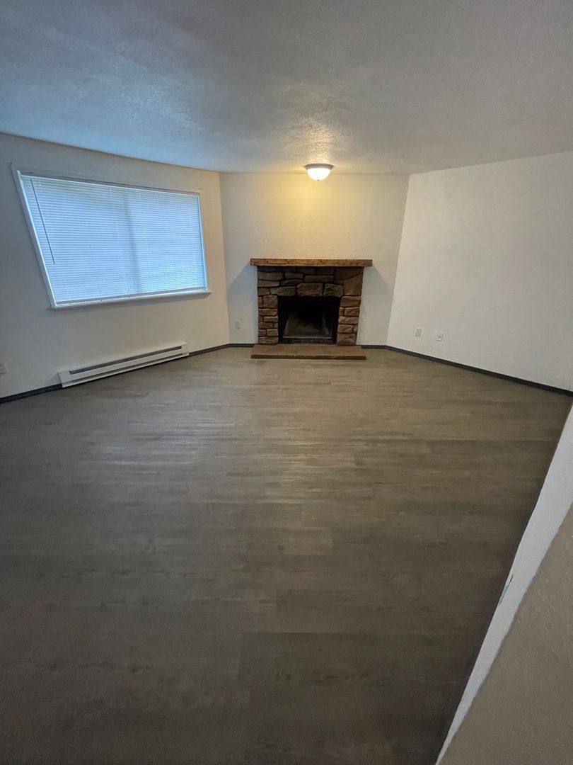 Apartment for rent at 1819 S 93rd St, Tacoma, WA 98444