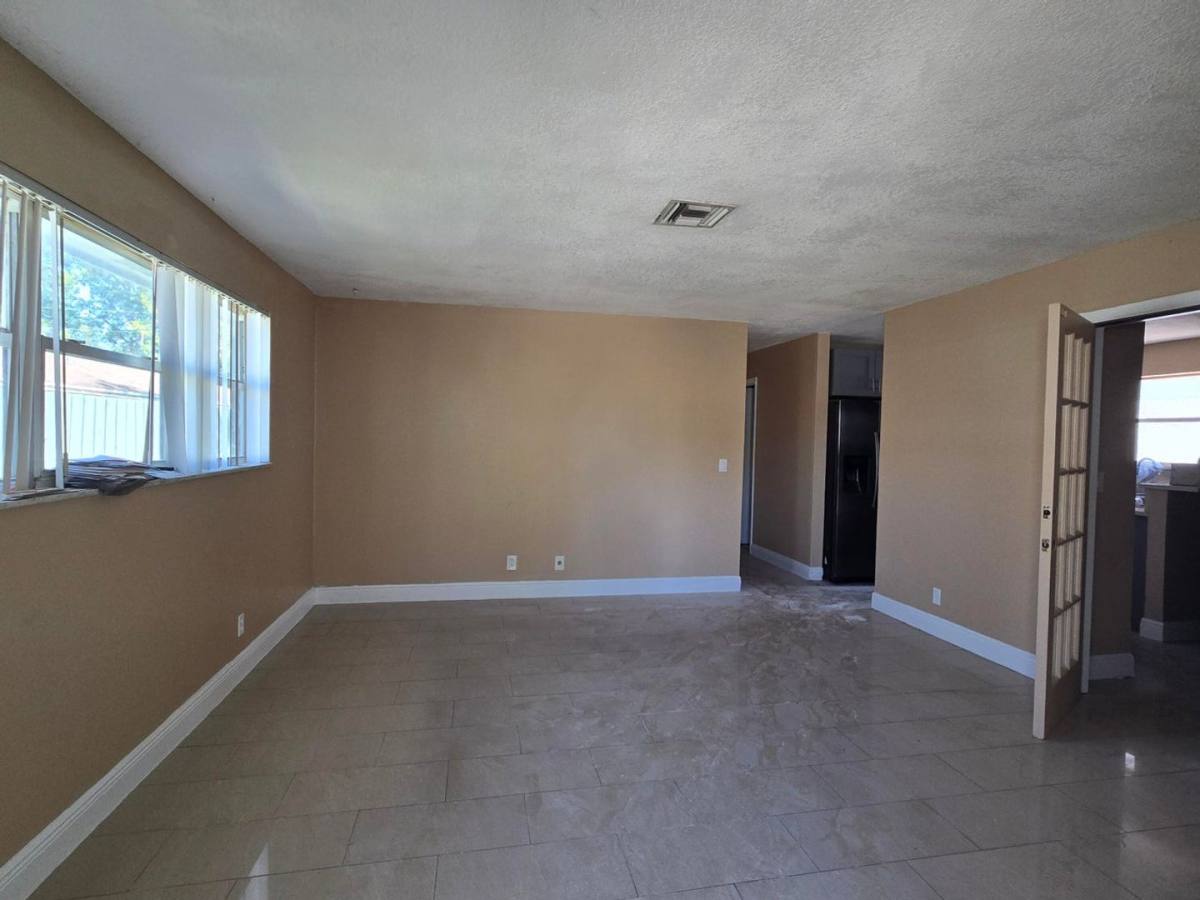 House for rent at 815 Silver Beach Rd, West Palm Beach, FL 33403