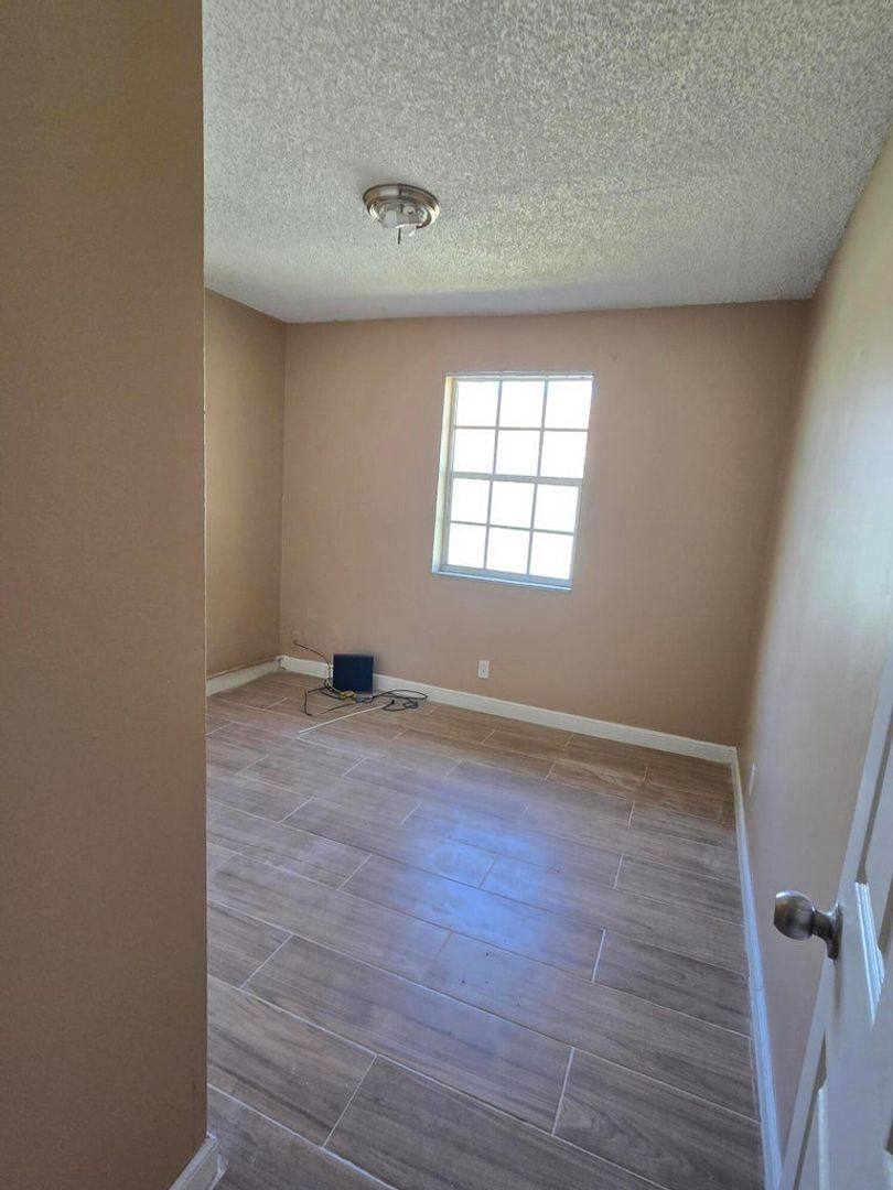 House for rent at 815 Silver Beach Rd, West Palm Beach, FL 33403