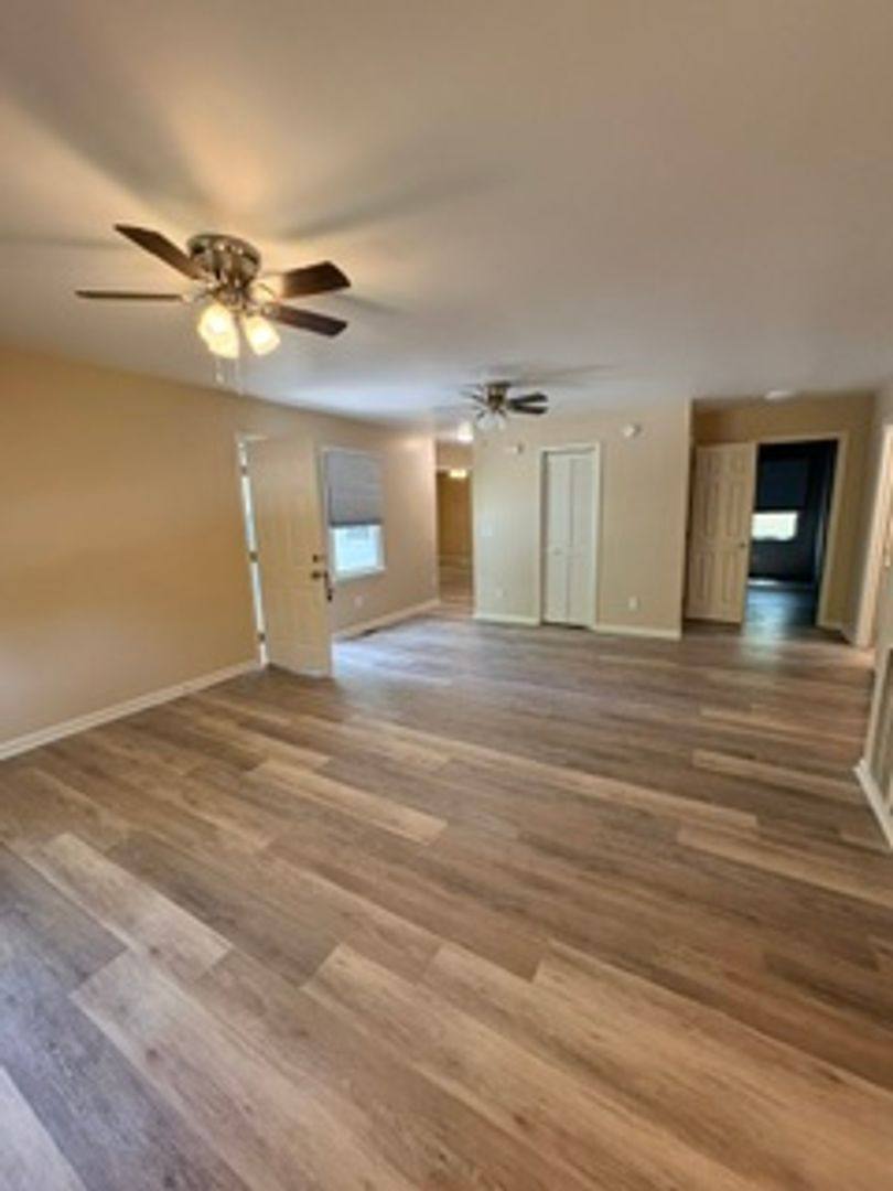 House for rent at 628 Arlington Rd, Greer, SC 29651