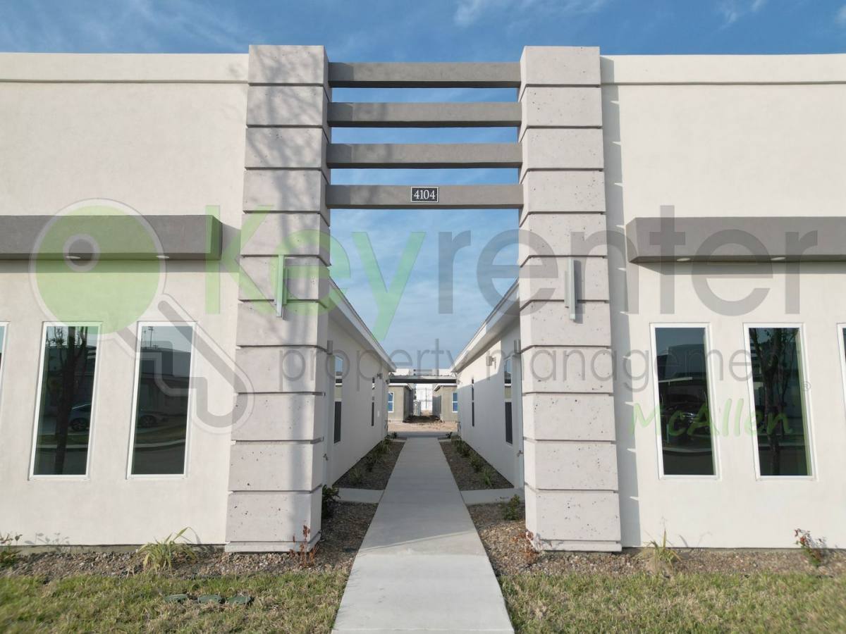 Apartment for rent at 4104 Walnut Ave, McAllen, TX 78501