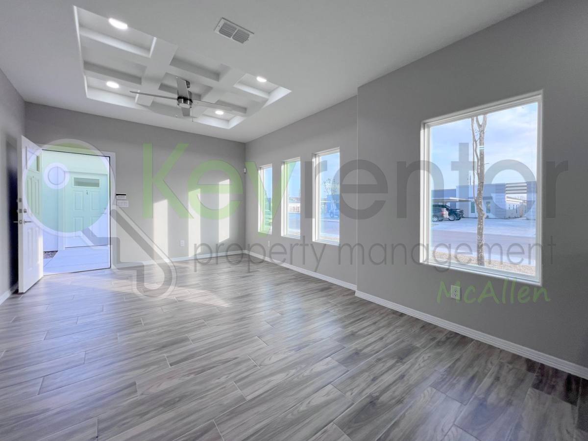 Apartment for rent at 4104 Walnut Ave, McAllen, TX 78501