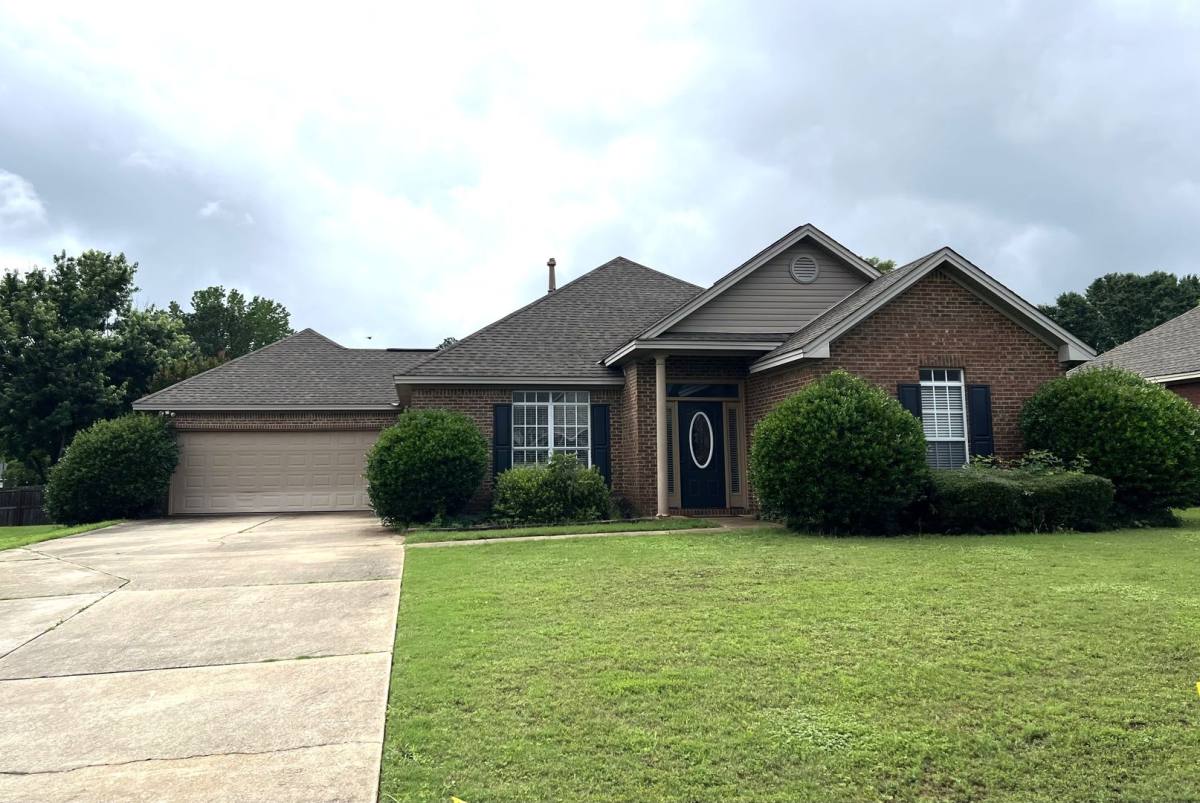 House for rent at 1314 Kingston Oaks Dr, Prattville, AL 36067