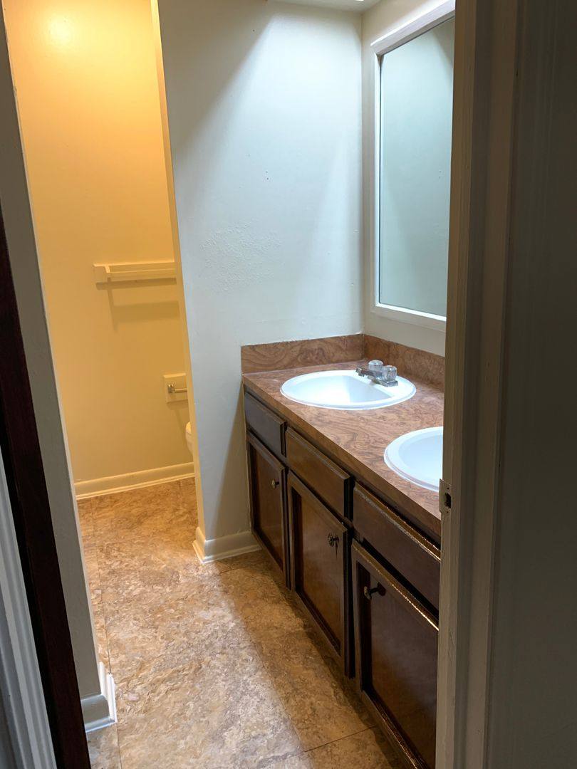 Townhouse for rent at 8336 Bayou Fountain Ave, Baton Rouge, LA 70820