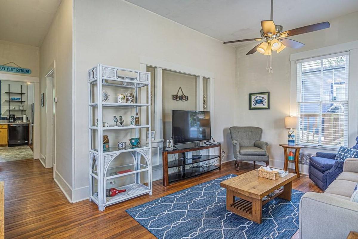 House for rent at 1416 13th St, Galveston, TX 77550